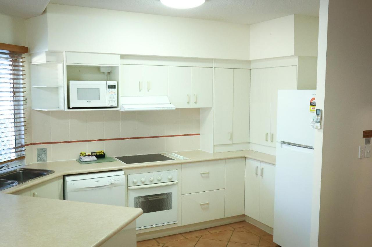 White Crest Apartments Hervey Bay Bagian luar foto