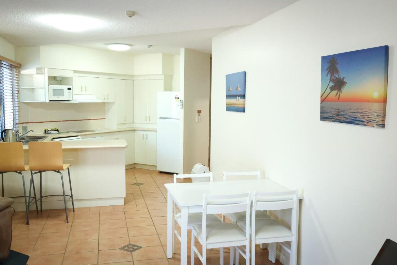 White Crest Apartments Hervey Bay Bagian luar foto