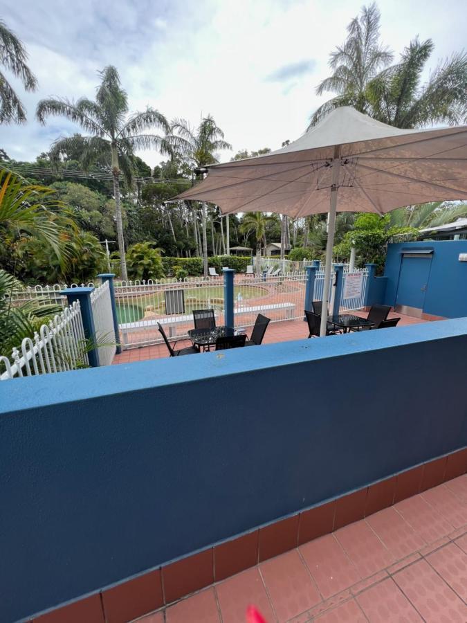 White Crest Apartments Hervey Bay Bagian luar foto
