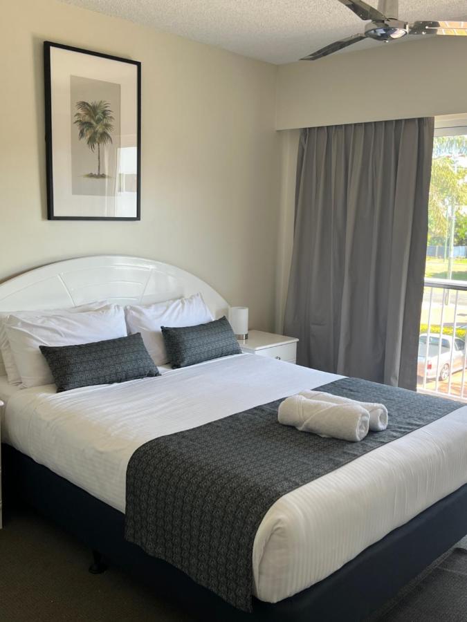 White Crest Apartments Hervey Bay Bagian luar foto