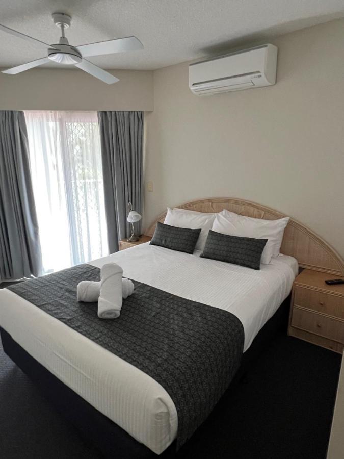White Crest Apartments Hervey Bay Bagian luar foto