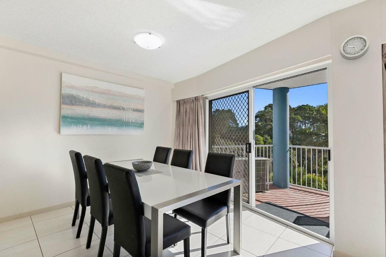 White Crest Apartments Hervey Bay Bagian luar foto