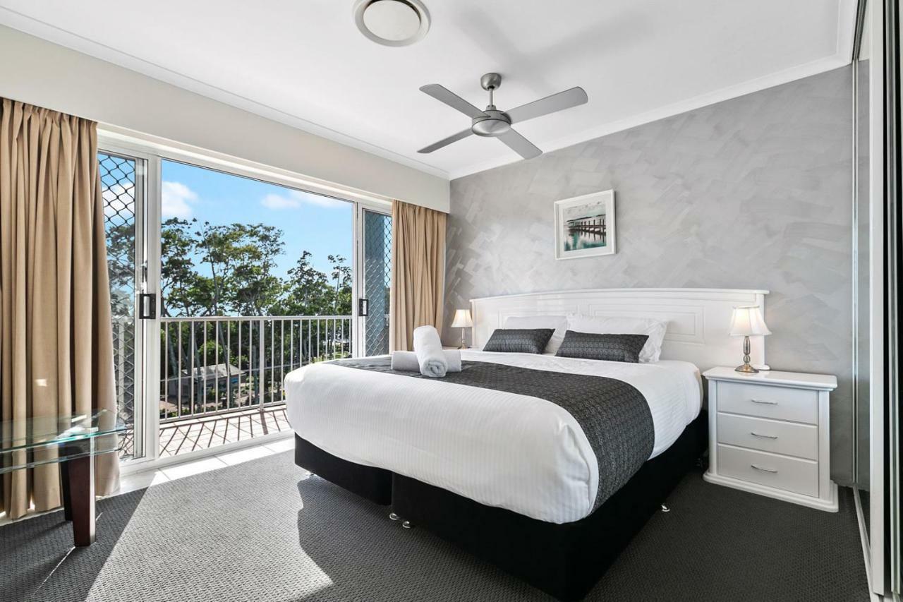 White Crest Apartments Hervey Bay Bagian luar foto