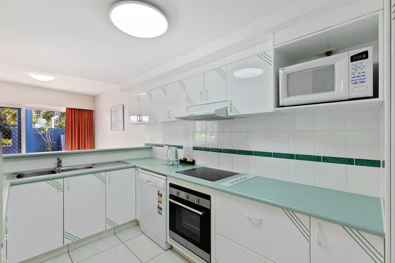 White Crest Apartments Hervey Bay Bagian luar foto