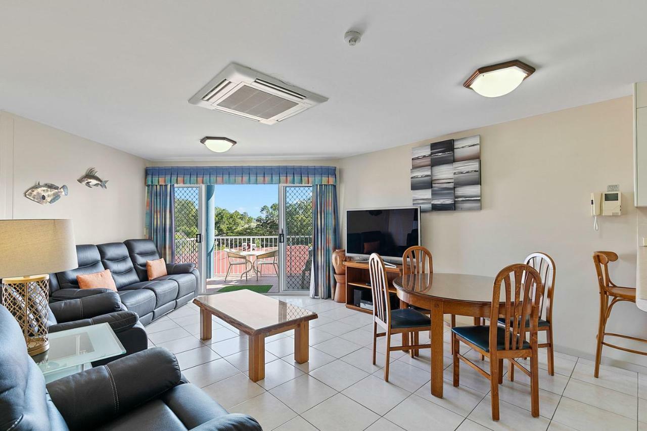 White Crest Apartments Hervey Bay Bagian luar foto