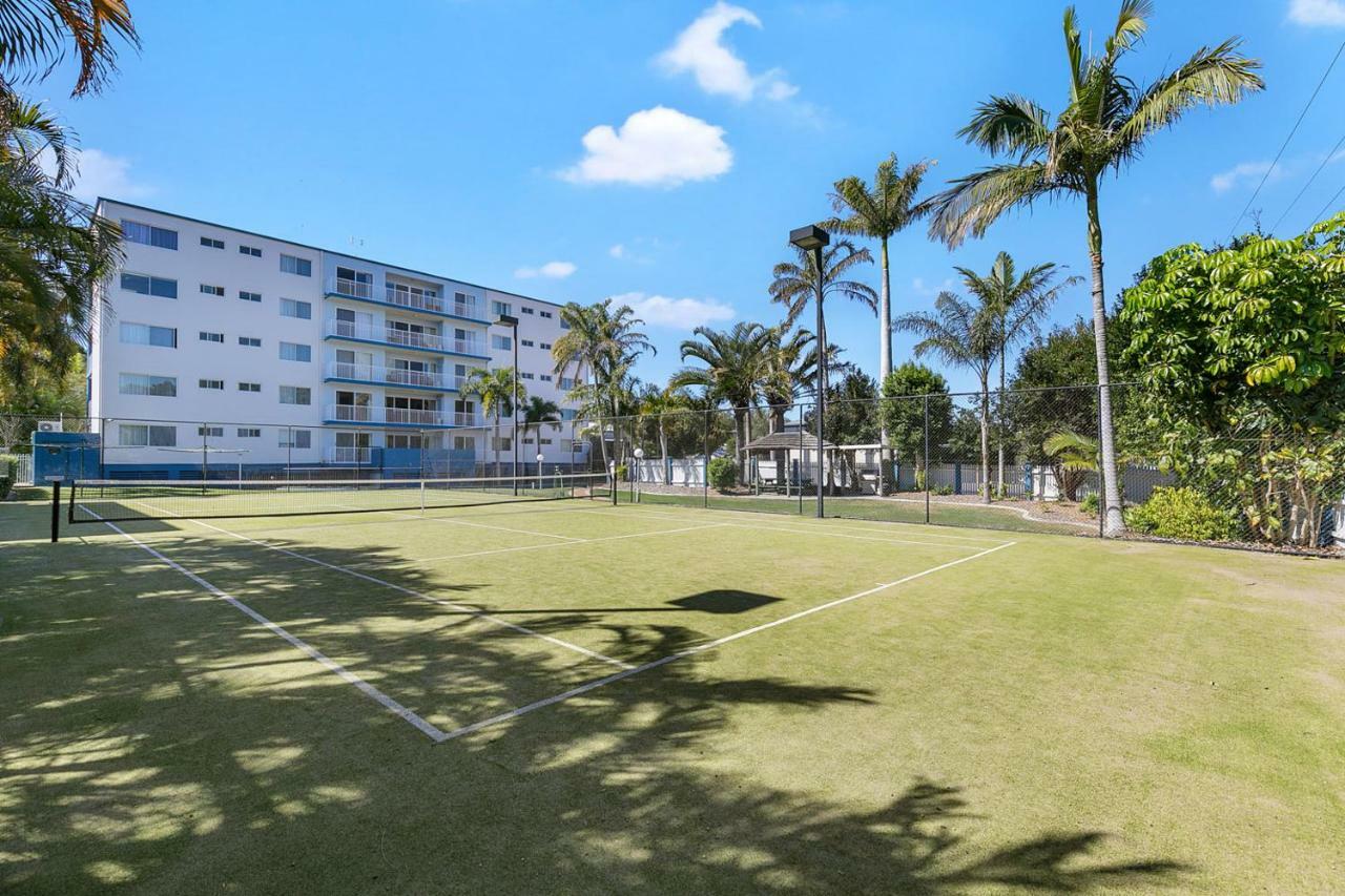 White Crest Apartments Hervey Bay Bagian luar foto